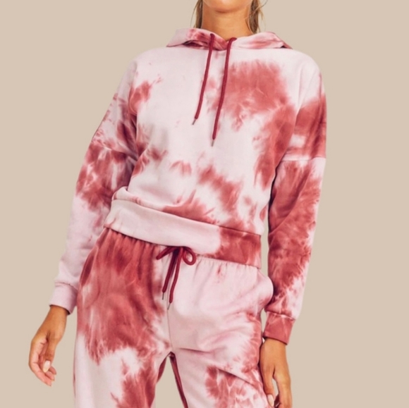 NWT! Hoodie and jogger Lounge Set - Picture 4 of 9